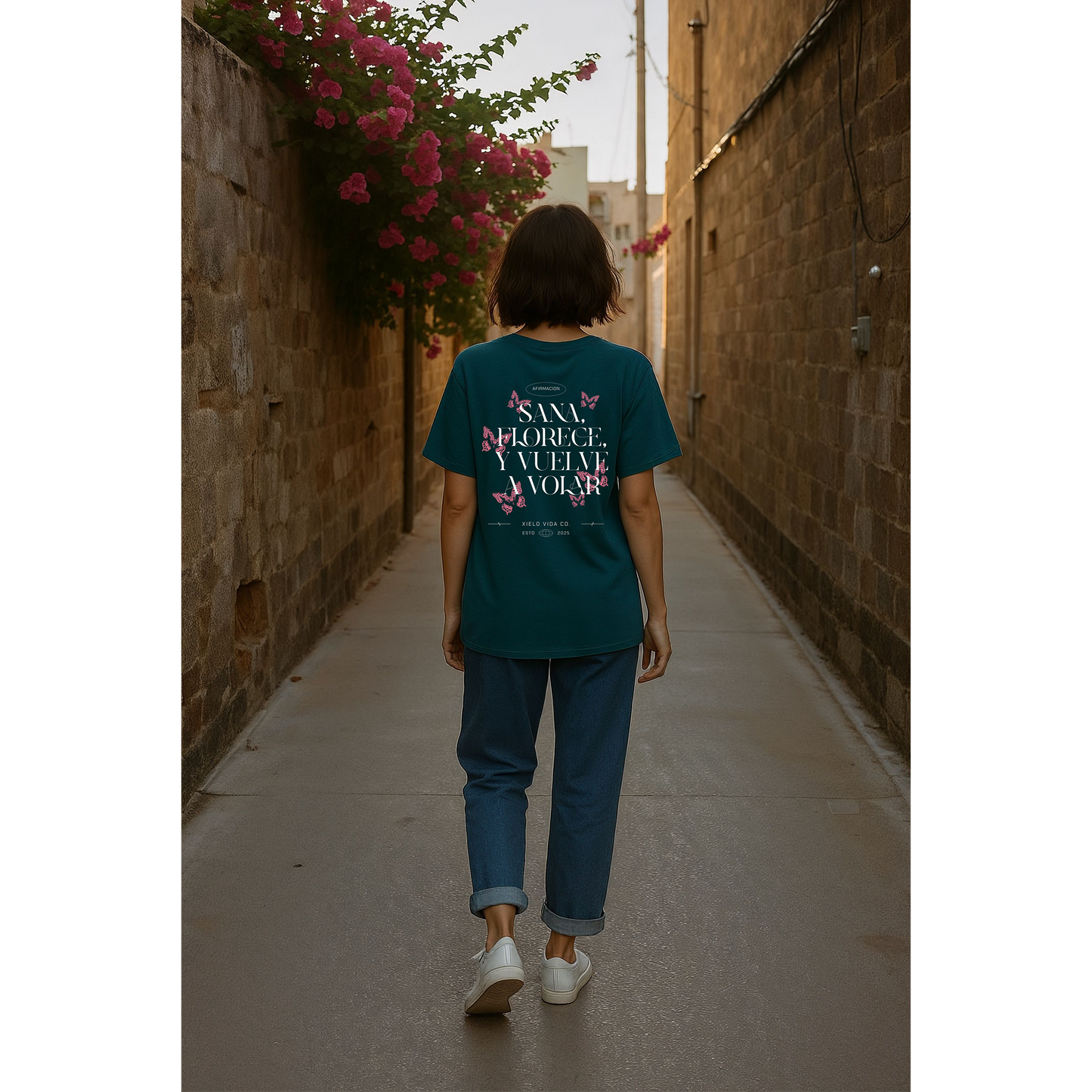 Sana, Florece Y Vuelve A Volar - Camiseta Orgánica Mujer